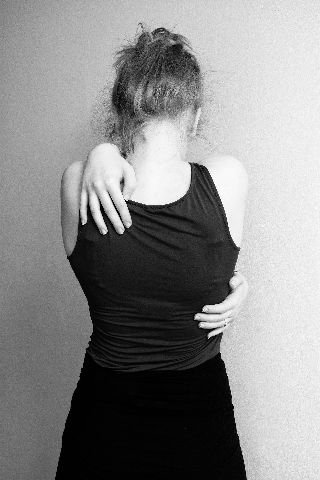 hug-2381652_1920