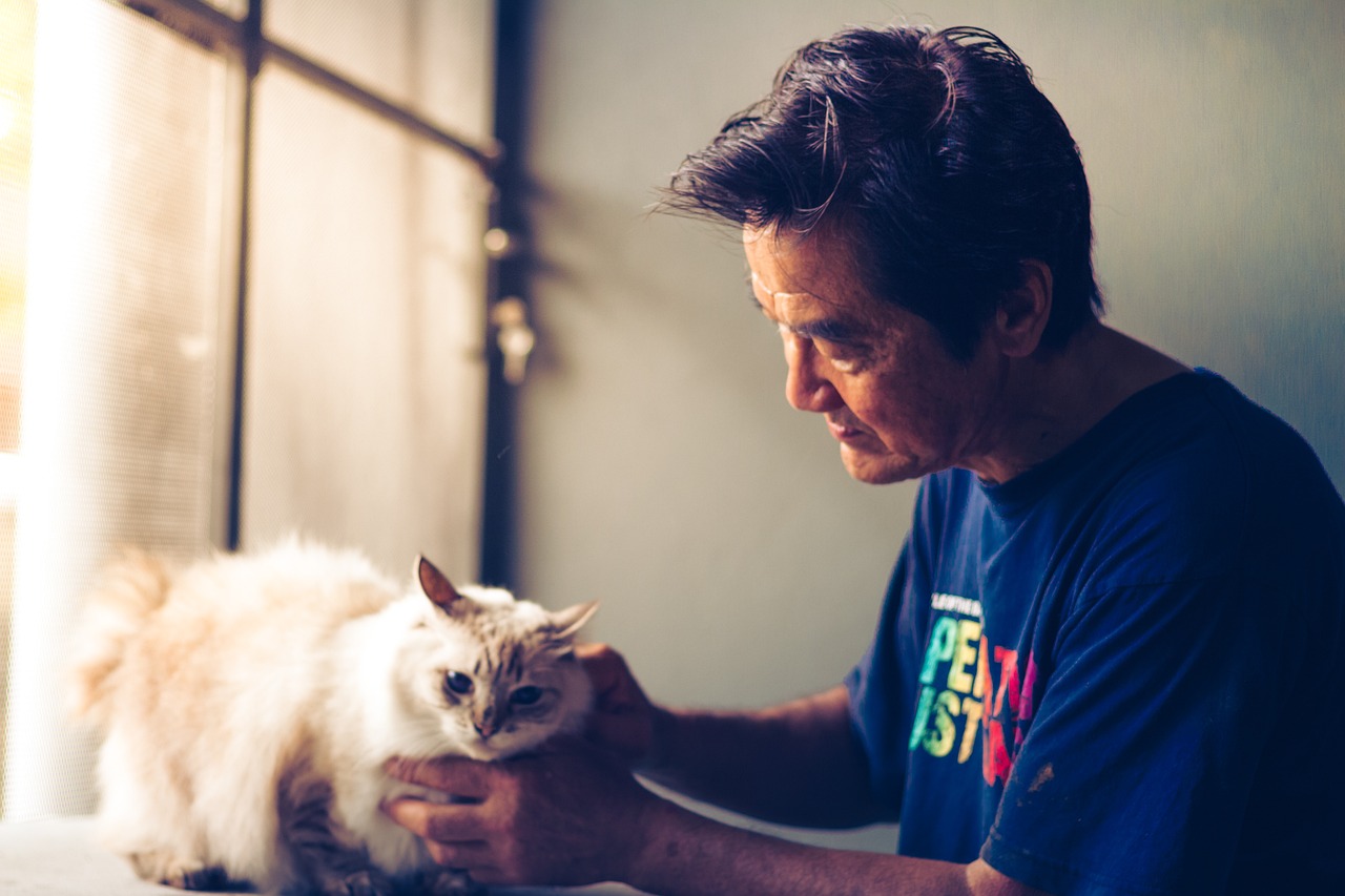 Bonding with pets; EFT Tapping for pets; pets love