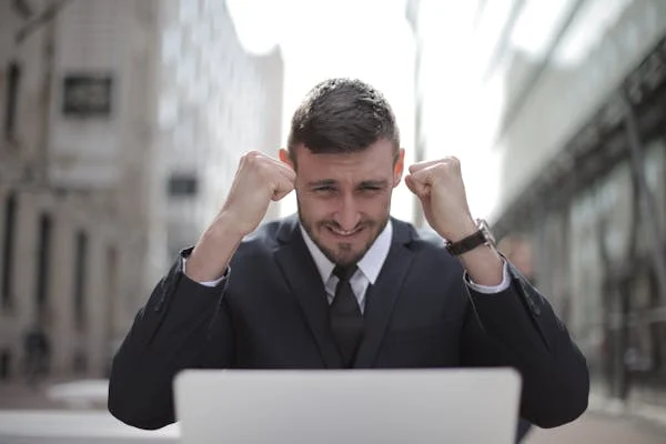EFT Tapping to boost confidence