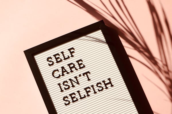 Heal yourself, Psychological themes related to bipolar disorder
