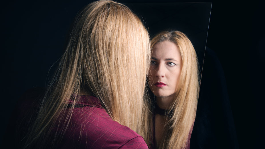 EFT Tapping for narcissism for working professionals